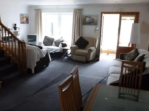 Acton Lodge Guesthouse Cork 3*,  Irlanda
